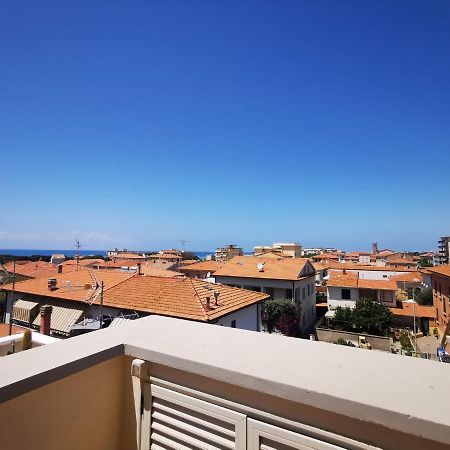 Casamare Hotel San Vincenzo Dış mekan fotoğraf